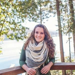 Meet your Posher, Francesca